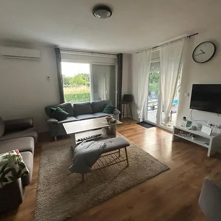 Villa Jakov *
